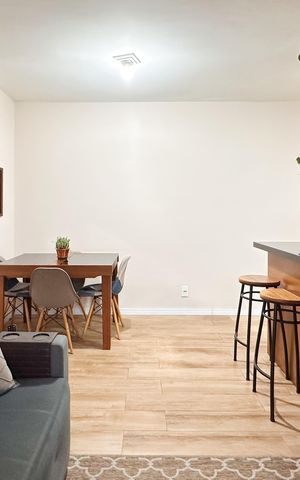 Apartamento à venda com 57m², 2 quartos e 1 vaga Apartamento à venda com 57m², 2 quartos e 1 vagaSala