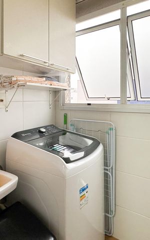 Apartamento à venda com 57m², 2 quartos e 1 vaga Apartamento à venda com 57m², 2 quartos e 1 vagaÁrea de Serviço