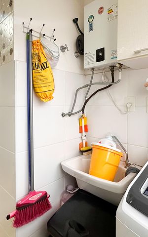 Apartamento à venda com 57m², 2 quartos e 1 vaga Apartamento à venda com 57m², 2 quartos e 1 vagaÁrea de Serviço