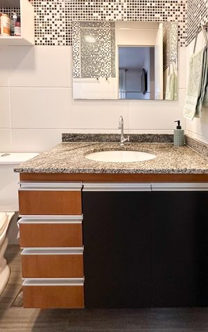 Apartamento à venda com 57m², 2 quartos e 1 vaga Apartamento à venda com 57m², 2 quartos e 1 vagaBanheiro da Suíte