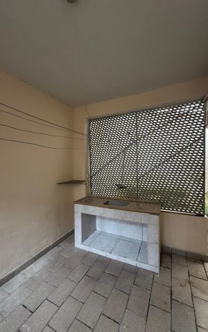 Casa para alugar com 191m², 3 quartos e 2 vagas Casa para alugar com 191m², 3 quartos e 2 vagasQuintal