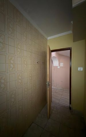 Casa para alugar com 191m², 3 quartos e 2 vagas Casa para alugar com 191m², 3 quartos e 2 vagasBanheiro Social
