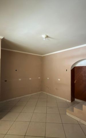 Casa para alugar com 191m², 3 quartos e 2 vagas Casa para alugar com 191m², 3 quartos e 2 vagasSala