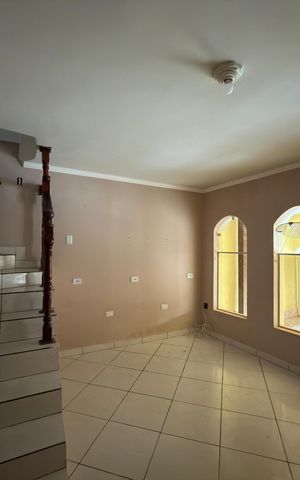 Casa para alugar com 191m², 3 quartos e 2 vagas Casa para alugar com 191m², 3 quartos e 2 vagasSala