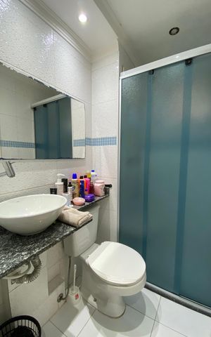 Apartamento à venda com 55m², 3 quartos e 1 vaga Apartamento à venda com 55m², 3 quartos e 1 vagaBanheiro