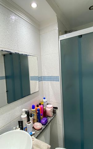 Apartamento à venda com 55m², 3 quartos e 1 vaga Apartamento à venda com 55m², 3 quartos e 1 vagaBanheiro