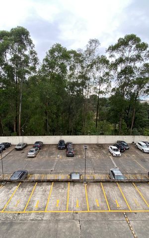 Apartamento à venda com 55m², 3 quartos e 1 vaga Apartamento à venda com 55m², 3 quartos e 1 vagaVista Varanda Sala