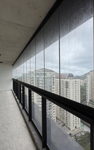 Apartamento à venda com 84m², 2 quartos e 1 vaga Apartamento à venda com 84m², 2 quartos e 1 vagaVaranda