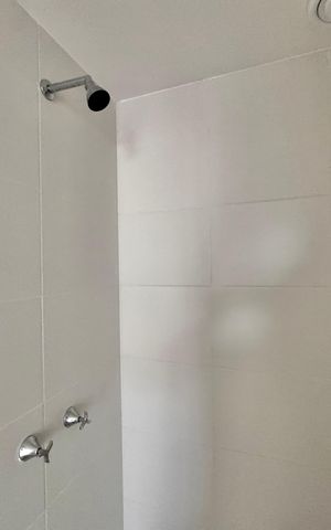 Apartamento à venda com 84m², 2 quartos e 1 vaga Apartamento à venda com 84m², 2 quartos e 1 vagaSuíte - Banheiro