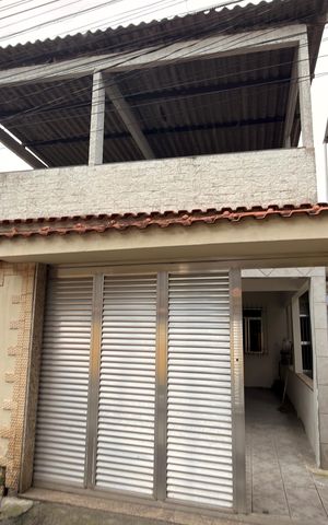 Casa para alugar com 70m², 3 quartos e 1 vaga Casa para alugar com 70m², 3 quartos e 1 vagaFachada