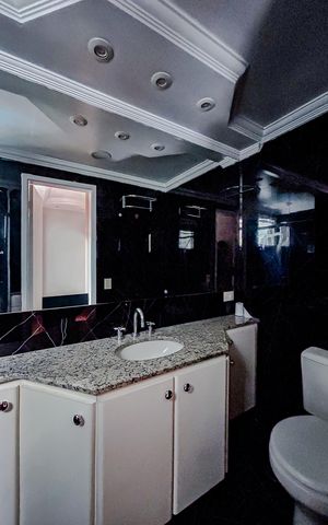 Apartamento para alugar com 96m², 4 quartos e 3 vagasBanheiro da Suíte
