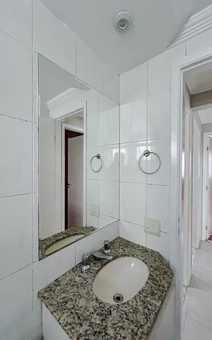 Apartamento para alugar com 96m², 4 quartos e 3 vagasBanheiro