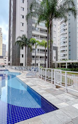 Apartamento para alugar com 96m², 4 quartos e 3 vagasÁrea comum - Piscina