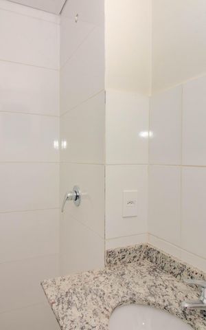 Apartamento à venda com 64m², 2 quartos e 1 vaga Apartamento à venda com 64m², 2 quartos e 1 vagaBanheiro