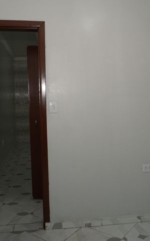 Casa para alugar com 28m², 1 quarto e sem vagaQuarto