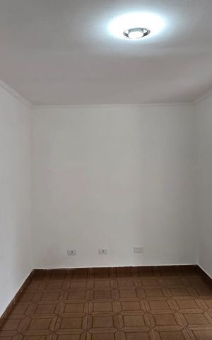 Casa para alugar com 60m², 2 quartos e sem vaga Casa para alugar com 60m², 2 quartos e sem vagaSala