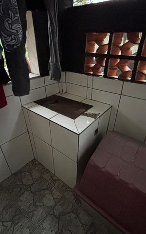 Casa à venda com 220m², 3 quartos e 1 vaga Casa à venda com 220m², 3 quartos e 1 vagaÁrea de serviço