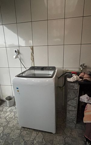 Casa à venda com 220m², 3 quartos e 1 vaga Casa à venda com 220m², 3 quartos e 1 vagaÁrea de serviço