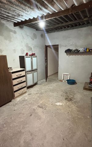 Casa à venda com 220m², 3 quartos e 1 vaga Casa à venda com 220m², 3 quartos e 1 vagaGaragem