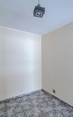 Casa para alugar com 120m², 4 quartos e 2 vagasSala