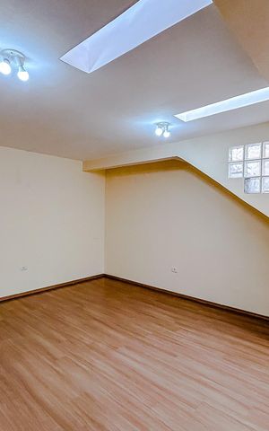 Casa para alugar com 120m², 4 quartos e 2 vagasSala 2