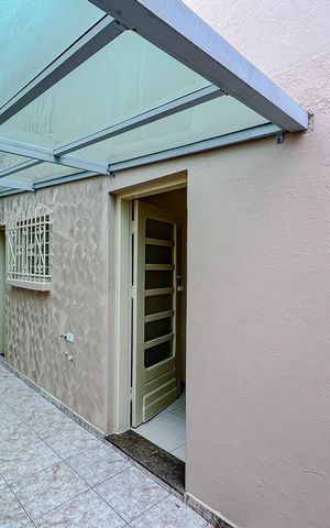 Casa para alugar com 120m², 4 quartos e 2 vagasÁrea externa