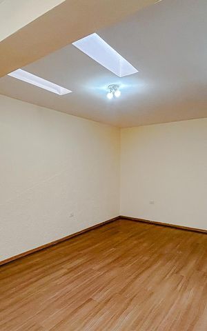 Casa para alugar com 120m², 4 quartos e 2 vagasSala 2