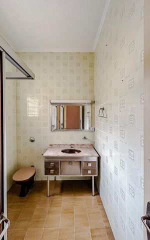 Casa para alugar com 120m², 4 quartos e 2 vagasBanheiro