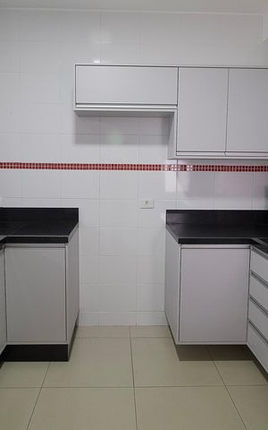 Apartamento à venda com 79m², 3 quartos e 2 vagas Apartamento à venda com 79m², 3 quartos e 2 vagasCozinha