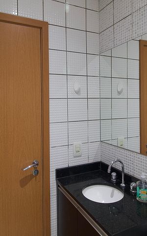 Apartamento à venda com 79m², 3 quartos e 2 vagas Apartamento à venda com 79m², 3 quartos e 2 vagasBanheiro