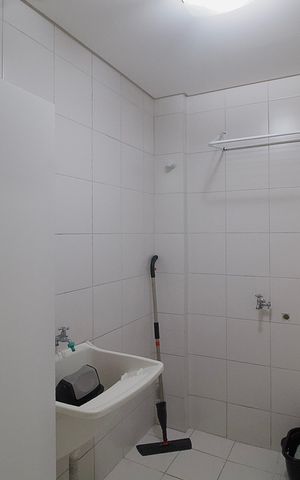 Apartamento à venda com 79m², 3 quartos e 2 vagas Apartamento à venda com 79m², 3 quartos e 2 vagasÁrea de Serviço