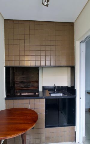Apartamento à venda com 79m², 3 quartos e 2 vagas Apartamento à venda com 79m², 3 quartos e 2 vagasSacada - Churrasqueira