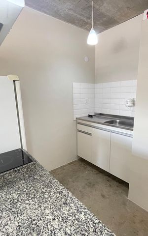 Studio para alugar com 35m², 1 quarto e 1 vaga Studio para alugar com 35m², 1 quarto e 1 vagaCozinha