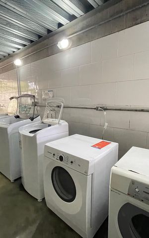 Studio para alugar com 35m², 1 quarto e 1 vaga Studio para alugar com 35m², 1 quarto e 1 vagaLavanderia
