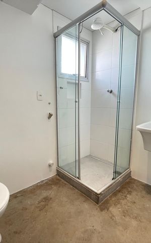 Studio para alugar com 35m², 1 quarto e 1 vaga Studio para alugar com 35m², 1 quarto e 1 vagaBanheiro