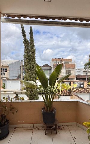 Casa de condomínio à venda com 134m², 3 quartos e 2 vagas Casa de condomínio à venda com 134m², 3 quartos e 2 vagasQuarto 1 - Varanda