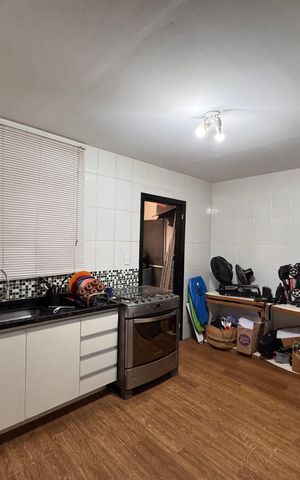 Casa de condomínio à venda com 134m², 3 quartos e 2 vagas Casa de condomínio à venda com 134m², 3 quartos e 2 vagasCozinha e Área de Serviço