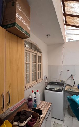 Casa de condomínio à venda com 134m², 3 quartos e 2 vagas Casa de condomínio à venda com 134m², 3 quartos e 2 vagasCozinha e Área de Serviço