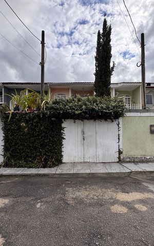 Casa de condomínio à venda com 134m², 3 quartos e 2 vagas
