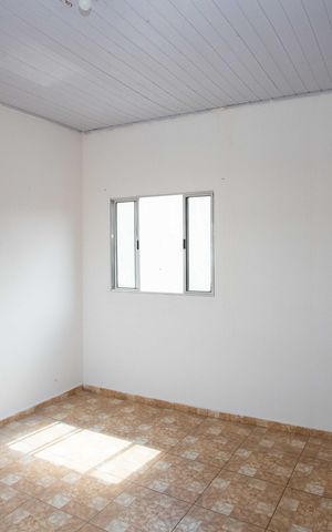 Casa à venda com 109m², 3 quartos e 2 vagasSuíte 2