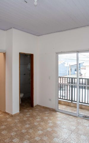 Casa à venda com 109m², 3 quartos e 2 vagasSuíte 2