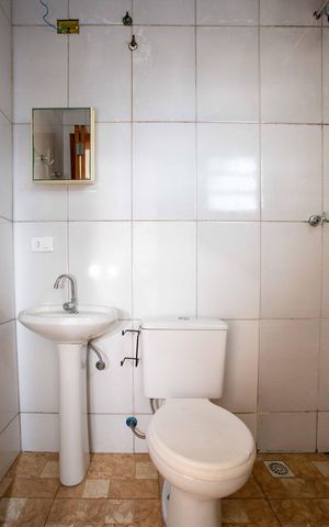 Casa à venda com 109m², 3 quartos e 2 vagasBanheiro da Suíte 2