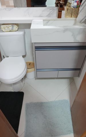 Casa à venda com 90m², 2 quartos e 2 vagasBanheiro Social