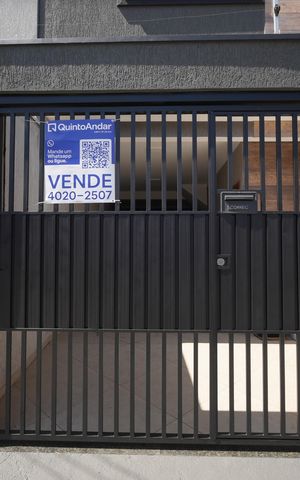Casa à venda com 90m², 2 quartos e 2 vagasPlaca