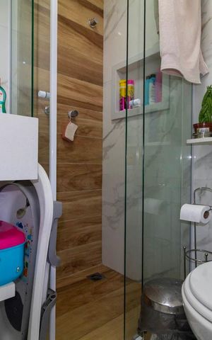 Apartamento à venda com 50m², 2 quartos e 1 vaga Apartamento à venda com 50m², 2 quartos e 1 vagaBanheiro 1