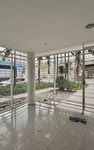 Studio à venda com 36m², 1 quarto e 1 vaga Studio à venda com 36m², 1 quarto e 1 vagaEntrada