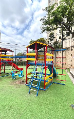 Apartamento para alugar com 42m², 2 quartos e sem vaga Apartamento para alugar com 42m², 2 quartos e sem vagaÁrea comum - Playground