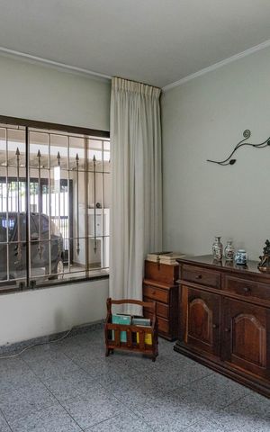 Casa à venda com 80m², 4 quartos e 4 vagas