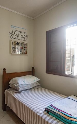 Casa à venda com 80m², 4 quartos e 4 vagas