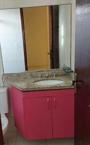 Casa de condomínio à venda com 150m², 3 quartos e 3 vagasBanheiro